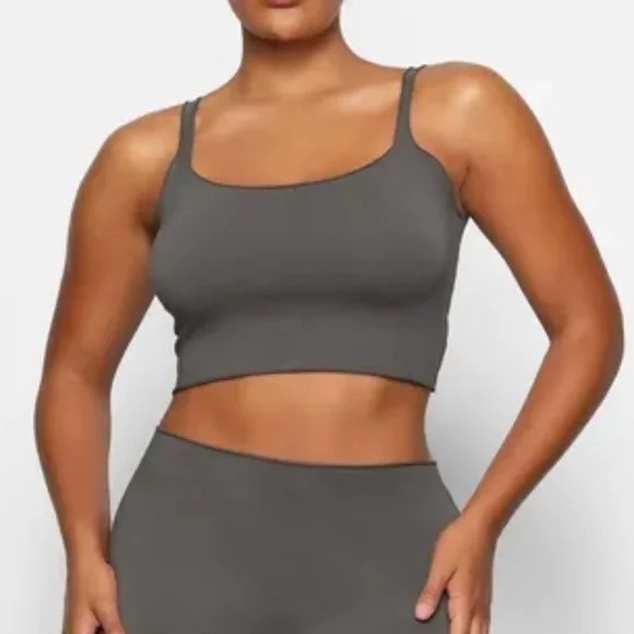 SKIMS NWT Fits Everybody Cropped Cami Top Bralette Size XXS Gunmetal Gray Straps - Picture 5 of 8
